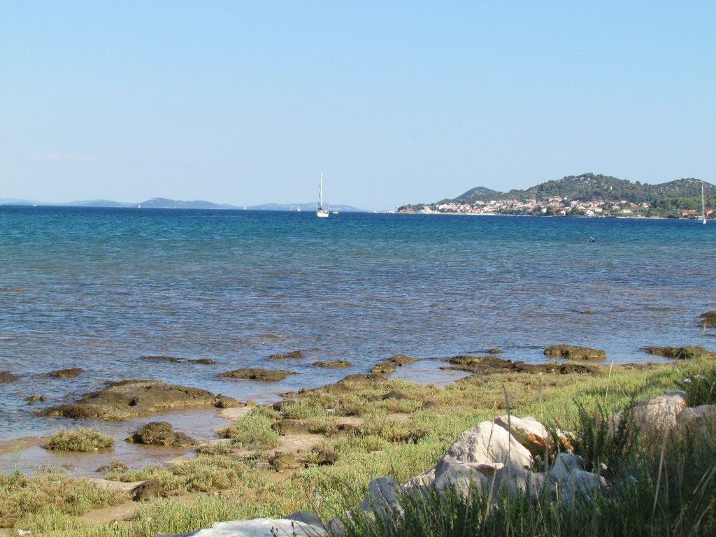 Emerald isn't small - she's a long way away