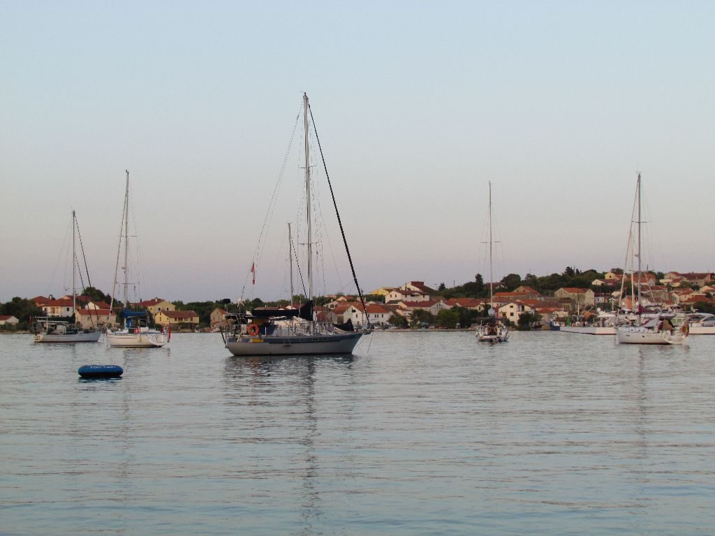 Olive Bay anchorage and the four MdR boats 