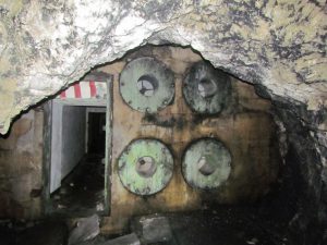 Entrance to the atomic shelter 