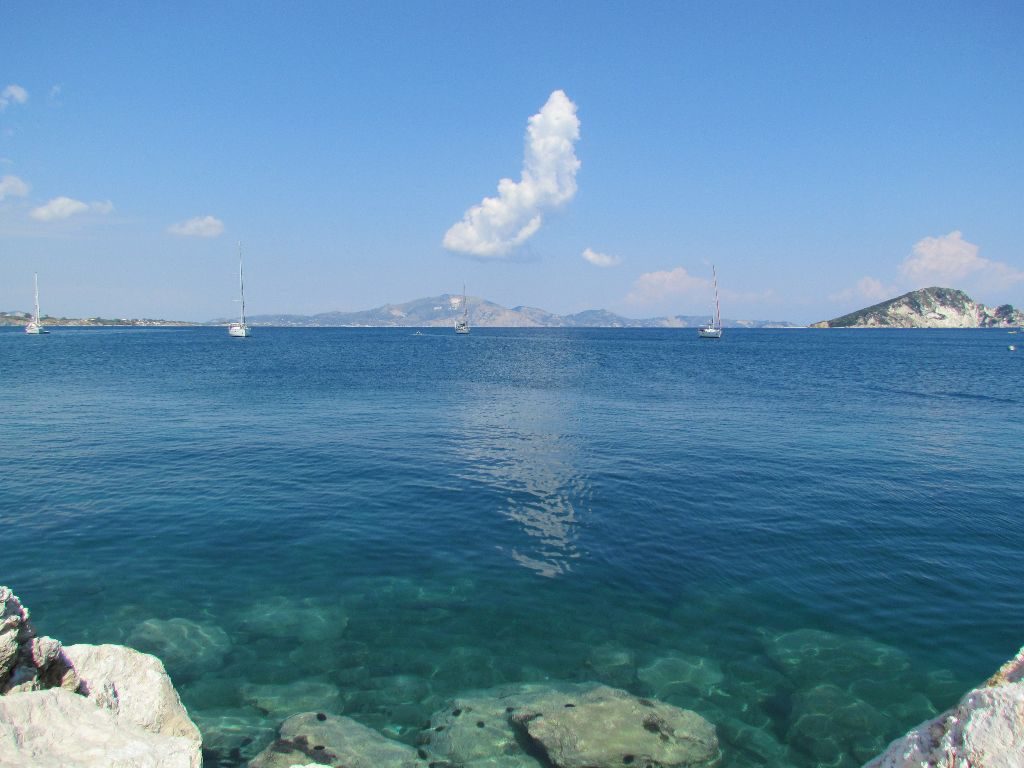 Emerald anchored off Keri