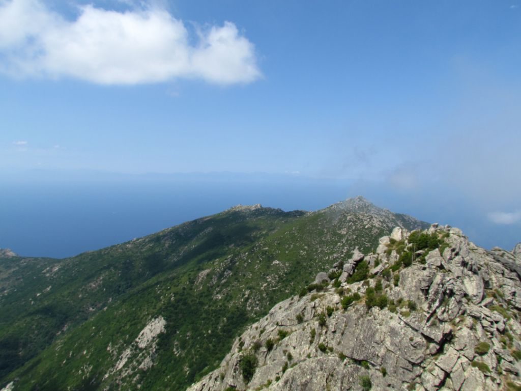 I can see Corsica