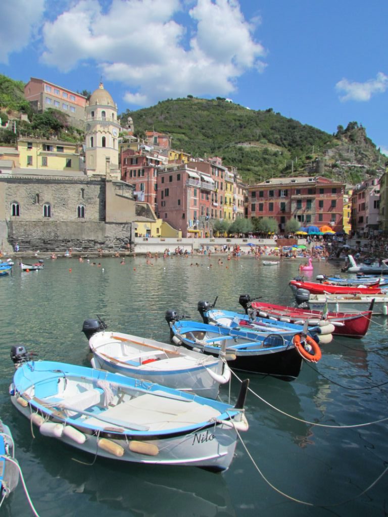 Vernazza harbour